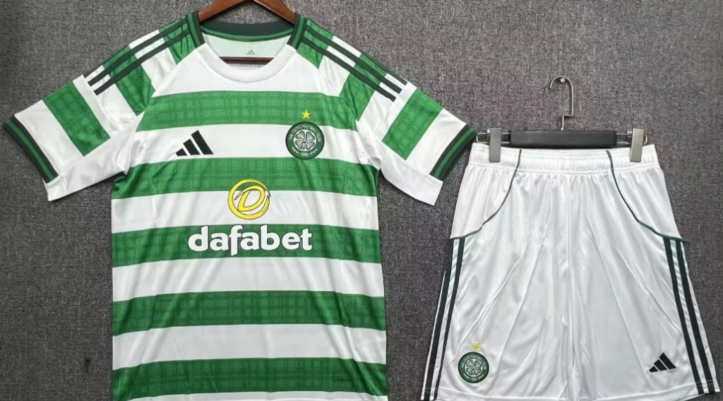 Kids Celtic 25/26 Home Kit